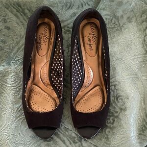 Dexflex Comfort Black Peep Toe wedge Heels
